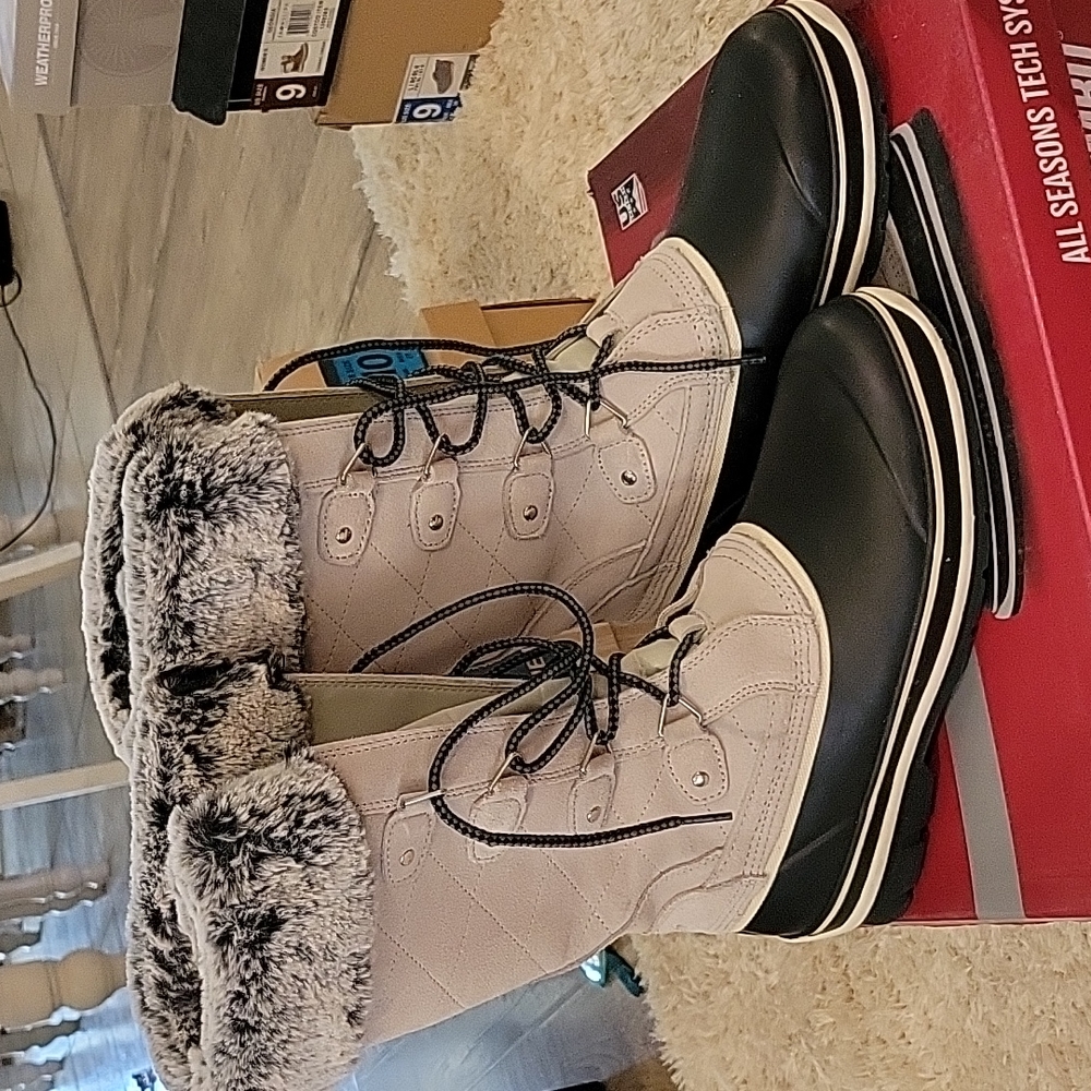 Khombu snow boots